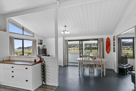 Photo of property in 123 Wexford Road, Miramar, Wellington, 6022