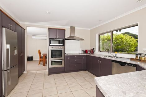 Photo of property in 8 Cairn Way, Te Kamo, Kamo, 0185