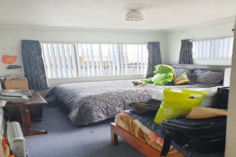 Photo of property in 244 Queen Street, Pukekohe, 2120