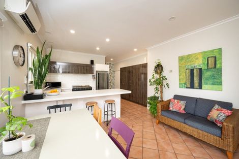 Photo of property in 48 Iona Road, Havelock North, 4130