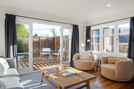 Photo of property in 13 Brocas Avenue, Hillcrest, Hamilton, 3216