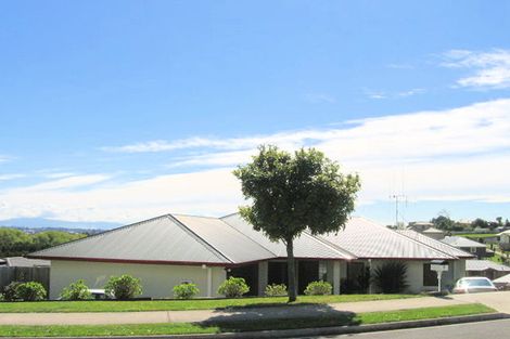 Photo of property in 3 Tautara Place, Ohauiti, Tauranga, 3112