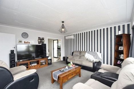 Photo of property in 9 Manapouri Street, Strathern, Invercargill, 9812