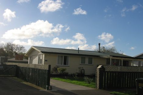 Photo of property in 42 Monowai Place, Westbrook, Palmerston North, 4412