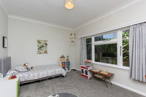Photo of property in 211 Powderham Street, New Plymouth, 4310