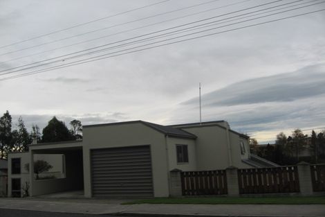 Photo of property in 5 Armstrong Street, Balclutha, 9230