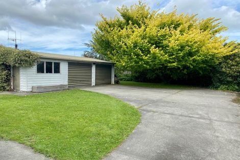 Photo of property in 12 Chester Crescent, West End, Palmerston North, 4410