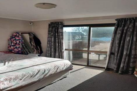 Photo of property in 6 Rewarewa Street, Owhata, Rotorua, 3010