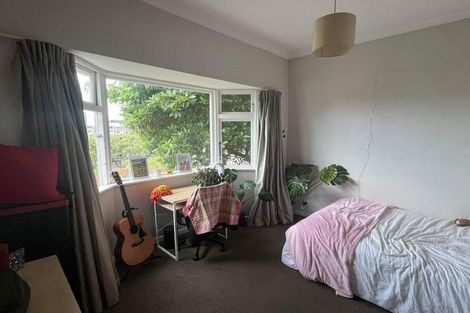 Photo of property in 20 Glasgow Street, Kelburn, Wellington, 6012