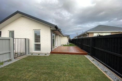 Photo of property in 1/230 Grahams Road, Burnside, Christchurch, 8053