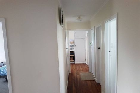 Photo of property in 10 Ross Road, Western Heights, Rotorua, 3015