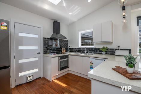 Photo of property in 15 Clifford Road, Johnsonville, Wellington, 6037