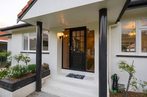 Photo of property in 12 Manuka Street, Hokowhitu, Palmerston North, 4410