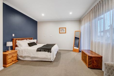 Photo of property in 57 The Ritz, Orewa, 0931