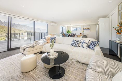 Photo of property in St Andrews Park, 42a Highview Terrace, Queenstown, 9300