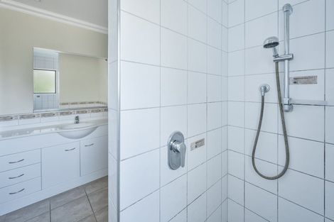 Photo of property in 198a Main Rd Clive, Clive, 4102