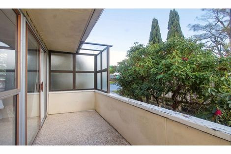 Photo of property in 1/78 Bentley Avenue, Glenfield, Auckland, 0629