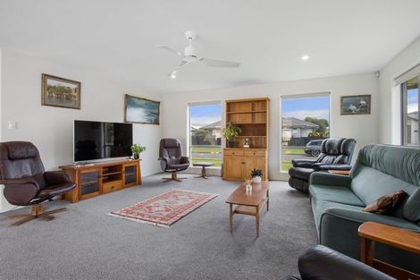 Photo of property in 10 Nolan Place, Katikati, 3129