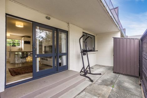 Photo of property in 2/69a Landscape Road, Mount Eden, Auckland, 1024