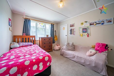 Photo of property in 43 August Street, Stokes Valley, Lower Hutt, 5019