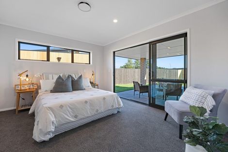 Photo of property in 1 Condor Crescent, Waiwhakaiho, New Plymouth, 4312