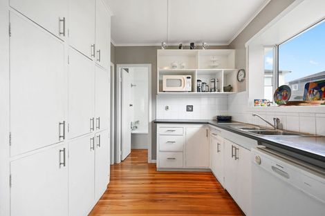 Photo of property in 19 Sandwich Road, St Andrews, Hamilton, 3200