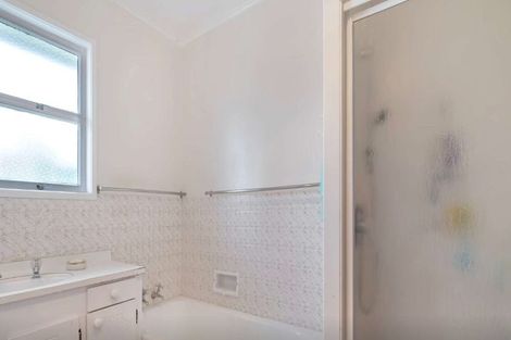 Photo of property in 80 Sutherland Road, Brookfield, Tauranga, 3110