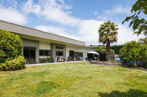 Photo of property in 291 Napier Road, Kelvin Grove, Palmerston North, 4470