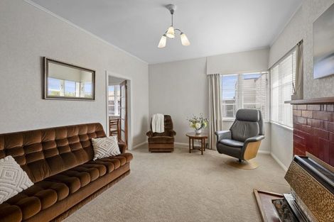 Photo of property in 8 Cornwall Street, Brooklands, New Plymouth, 4310