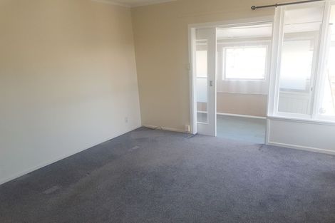 Photo of property in 1/7 Lillian Place, Orewa, 0931