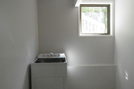 Photo of property in 2/65 Alexander Avenue, Torbay, Auckland, 0630