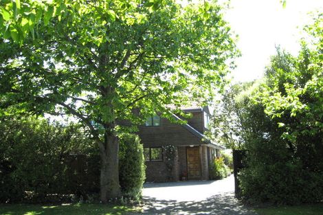 Photo of property in 2 Harrods Court, Ilam, Christchurch, 8053