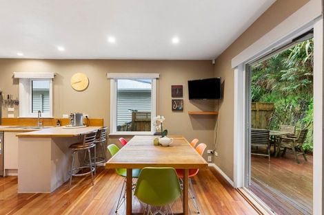 Photo of property in 88 Broderick Road, Johnsonville, Wellington, 6037