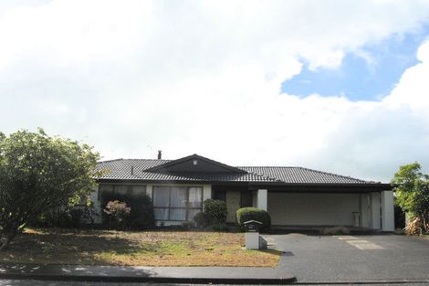 Photo of property in 15 Paisley Street, Mellons Bay, Auckland, 2014