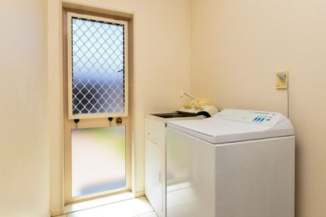 Photo of property in 18 Winchester Place, Rototuna North, Hamilton, 3210