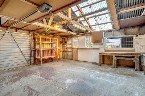 Photo of property in 14 Kawatiri Avenue, Gonville, Whanganui, 4501