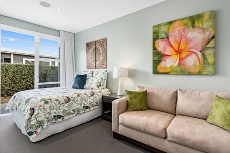 Photo of property in 15 Kewai Street, Omaha, 0986