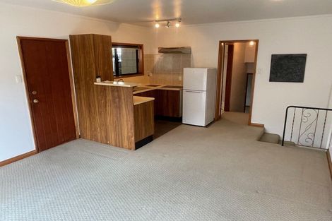 Photo of property in 8 Francis Curtis Avenue, Blockhouse Bay, Auckland, 0600