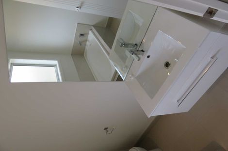 Photo of property in 1/72 Carrington Avenue, Silverdale, Hamilton, 3216