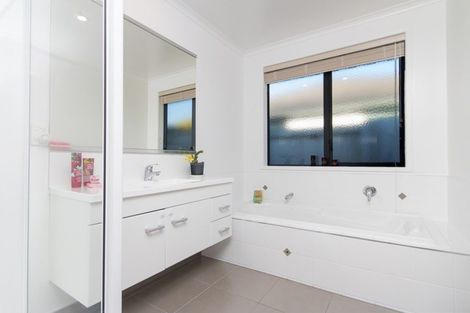 Photo of property in 154 Normanby Road East, Karaka, Papakura, 2113