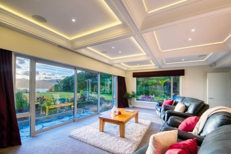 Photo of property in 145 Cornwallis Road, Cornwallis, Auckland, 0604