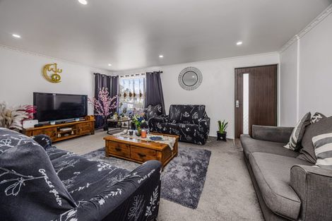Photo of property in 10 Ferndown Avenue, Papatoetoe, Auckland, 2025