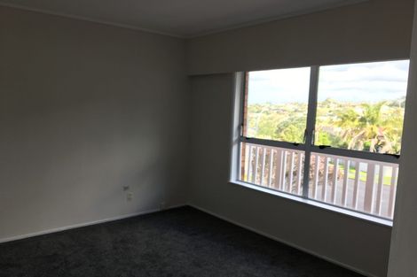 Photo of property in 1/29 King Richard Place, Browns Bay, Auckland, 0630