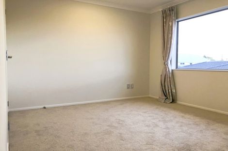 Photo of property in 306 Don Buck Road, Massey, Auckland, 0614