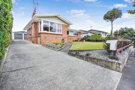 Photo of property in 17 Hamblyn Crescent, Nawton, Hamilton, 3200