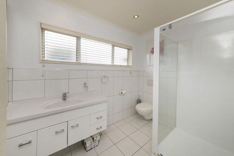 Photo of property in 31 Strachan Way, Highbury, Palmerston North, 4412