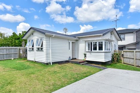 Photo of property in 32 Marr Road, Manurewa, Auckland, 2102