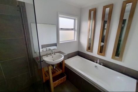 Photo of property in 5 Hurley Place, Awapuni, Palmerston North, 4412