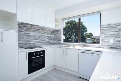 Photo of property in 176 Finlayson Avenue, Clendon Park, Auckland, 2103