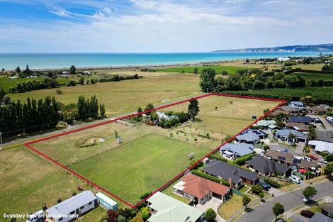 Photo of property in 104 Ferry Road, Clive, 4102